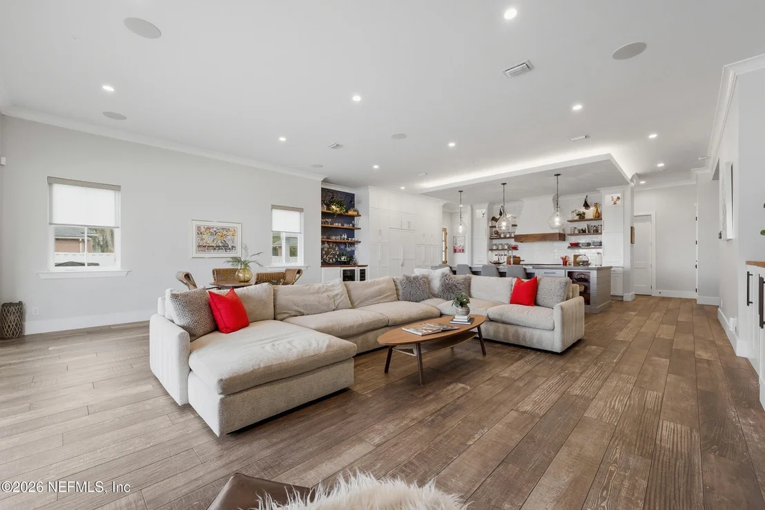 Photo of 5713 CROSSWINDS Circle
