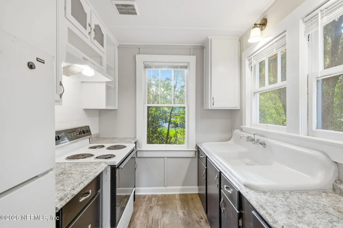 Photo of 1335 MURRAY Drive