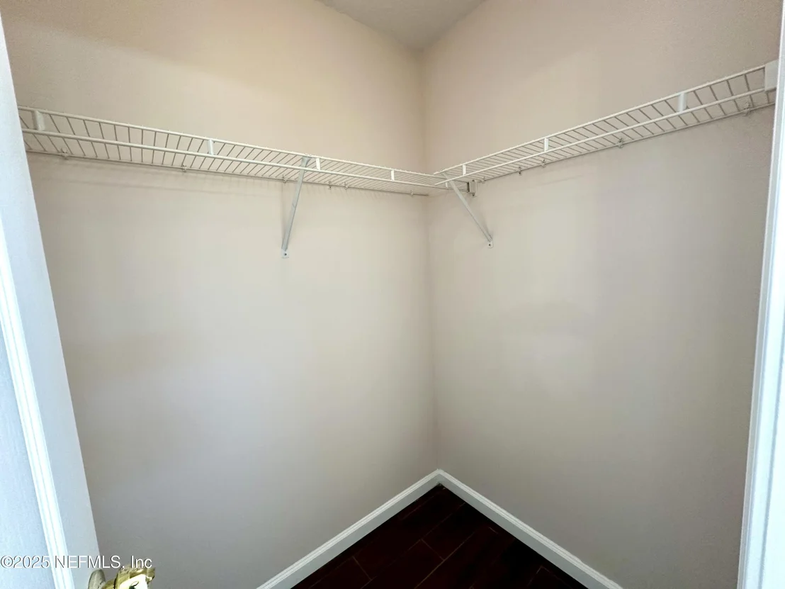 Photo of 45575 INGLEHAM Circle