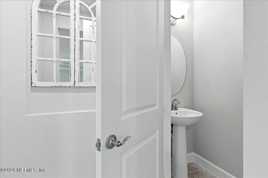 Photo of 205 HEATHERWOOD Court