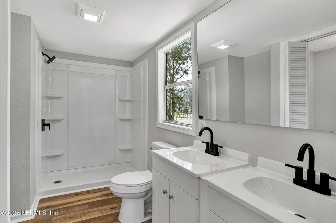 Photo of Unit 0 at 392 FOXTAIL Avenue