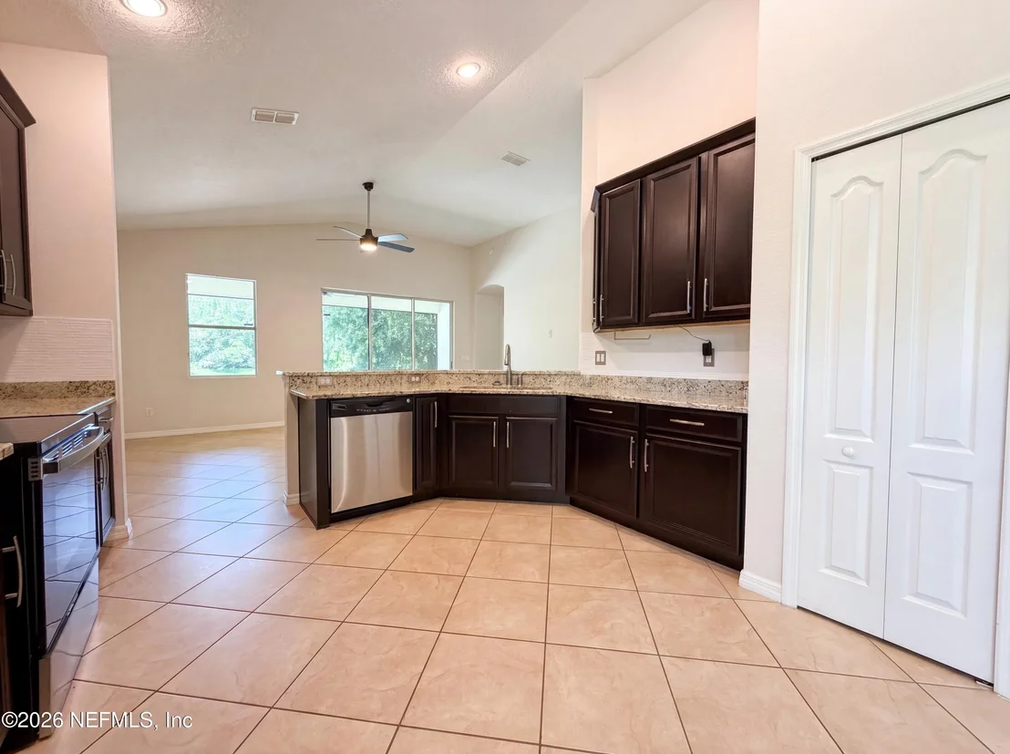 Photo of 790 BATTERSEA Drive