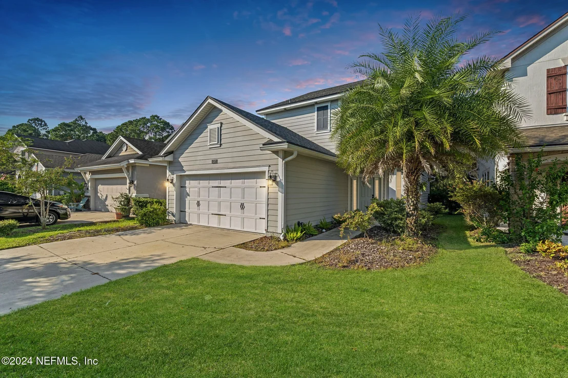 Photo of 237 SPRING PARK Avenue