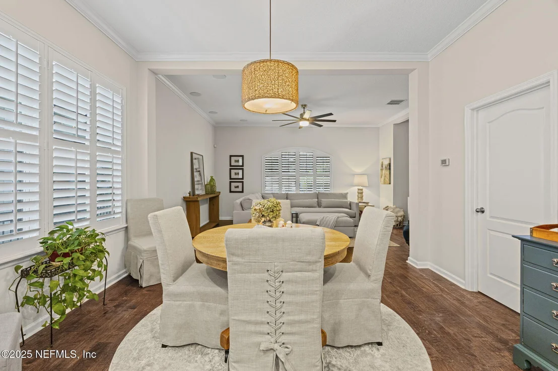 Photo of 1169 OVERDALE Road