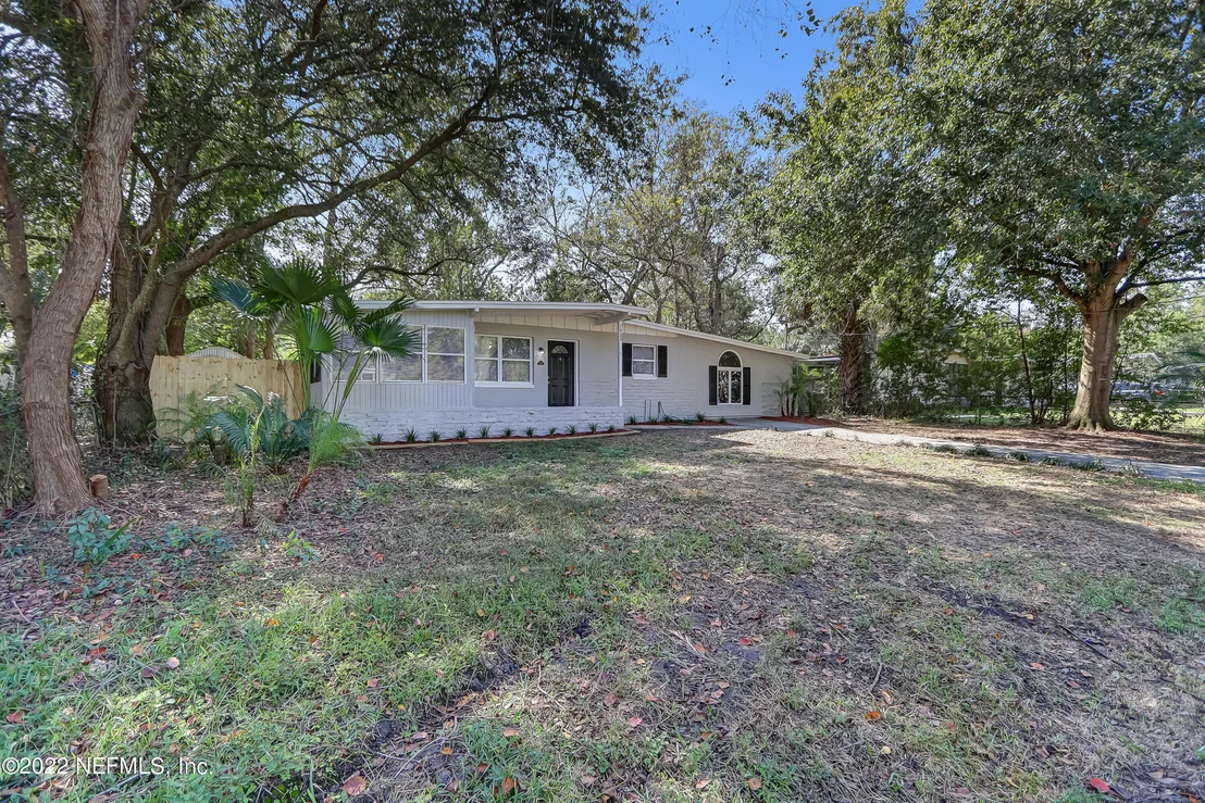 Photo of 7922 LORIENT Drive