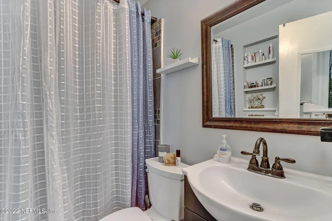 Photo of 10515 JOLYNN Road