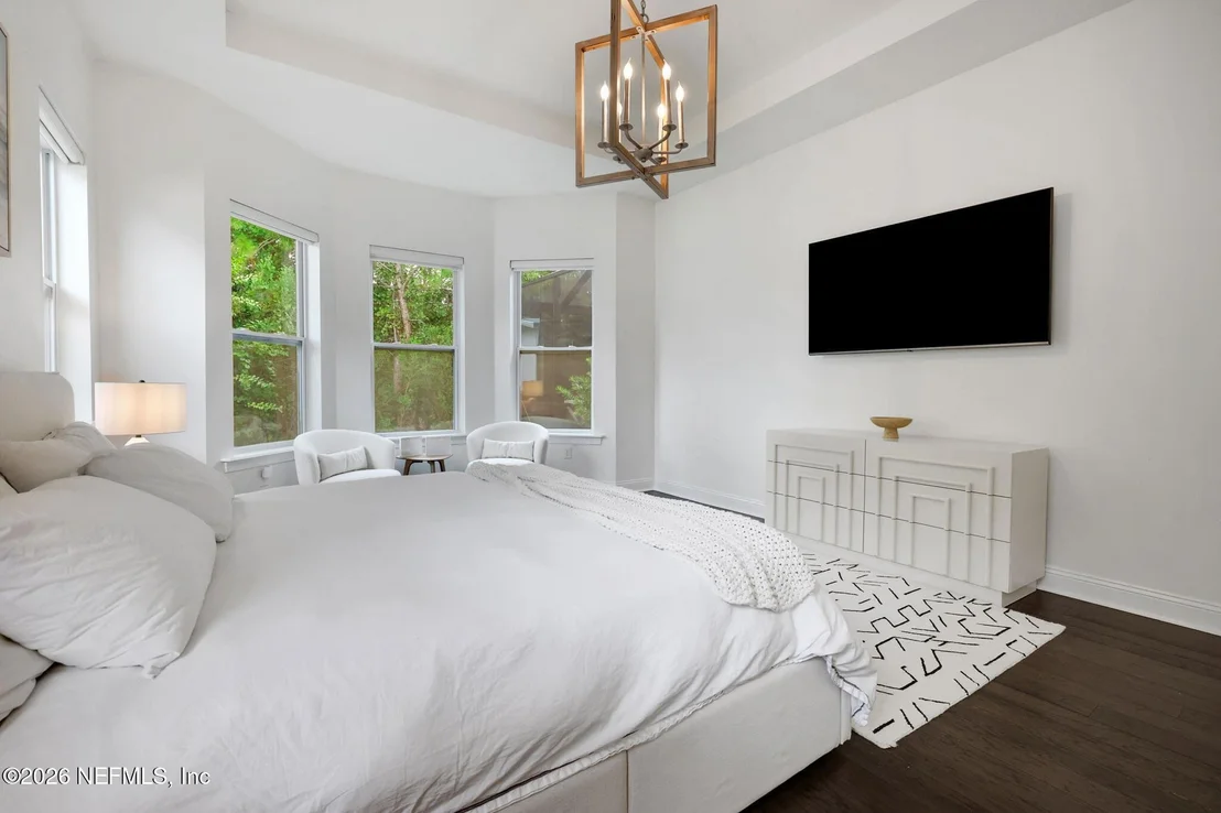 Photo of 10164 SILVERBROOK Trail