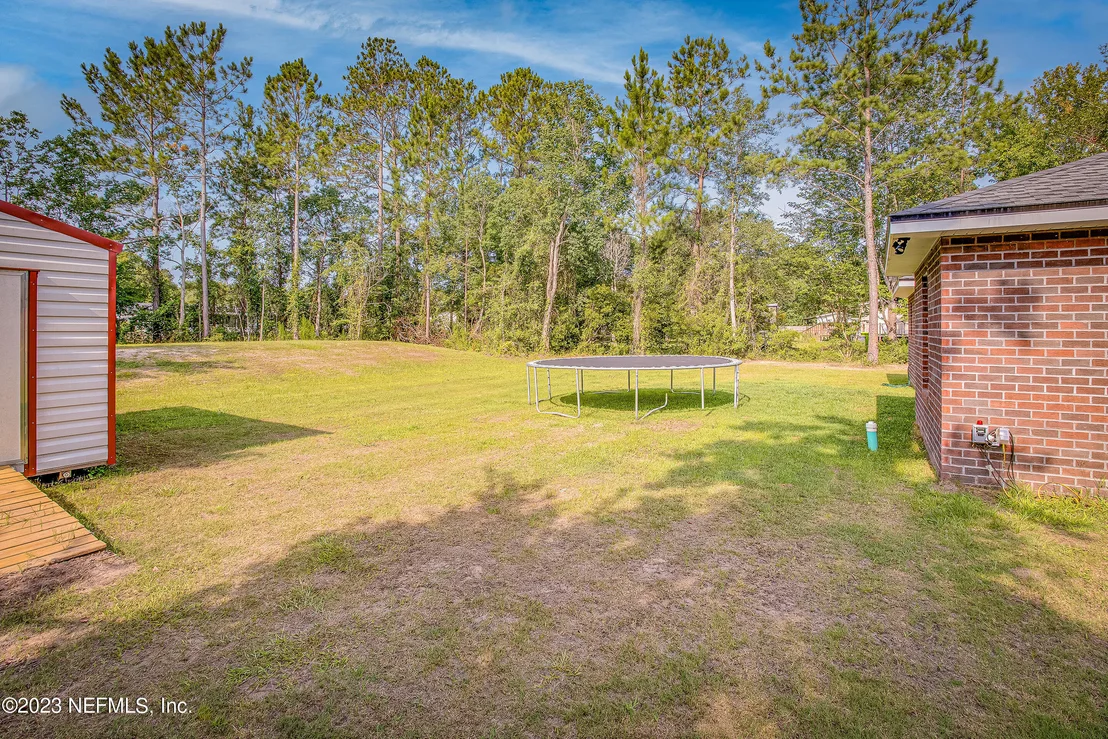 Photo of 44160 WILLOW Lane