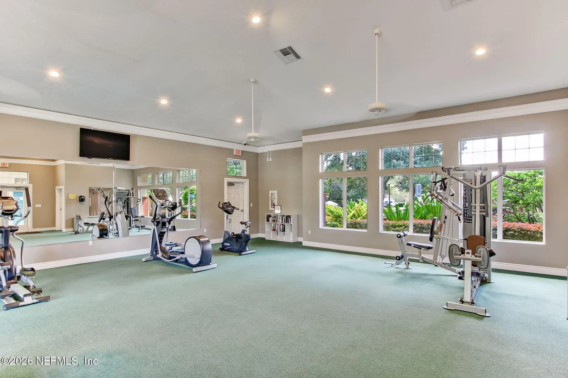 Photo of 1004 FLORA PARKE Drive