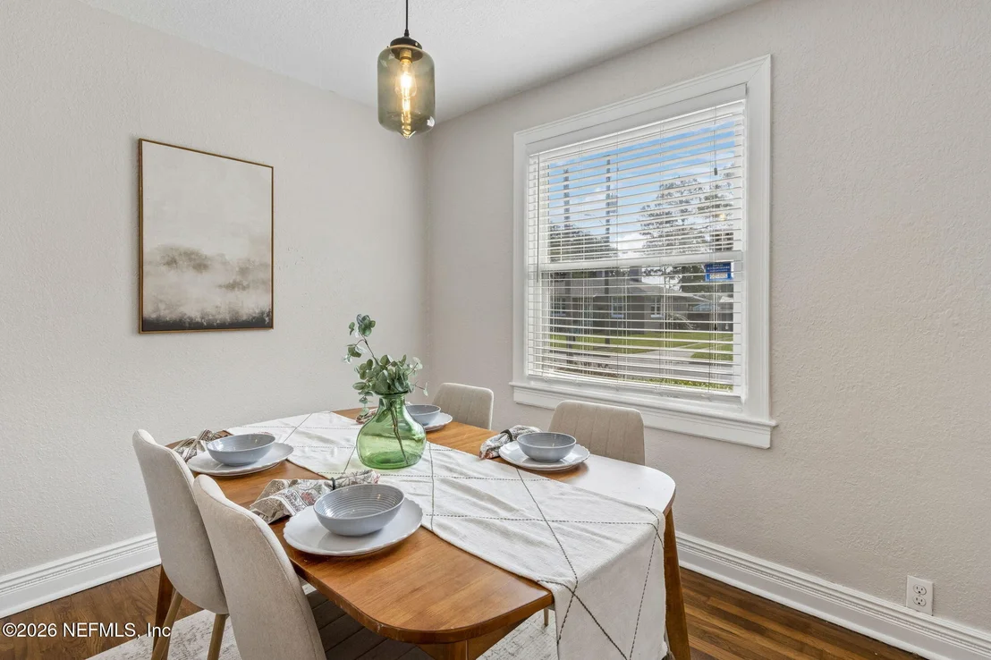 Photo of 2246 REDFERN Road