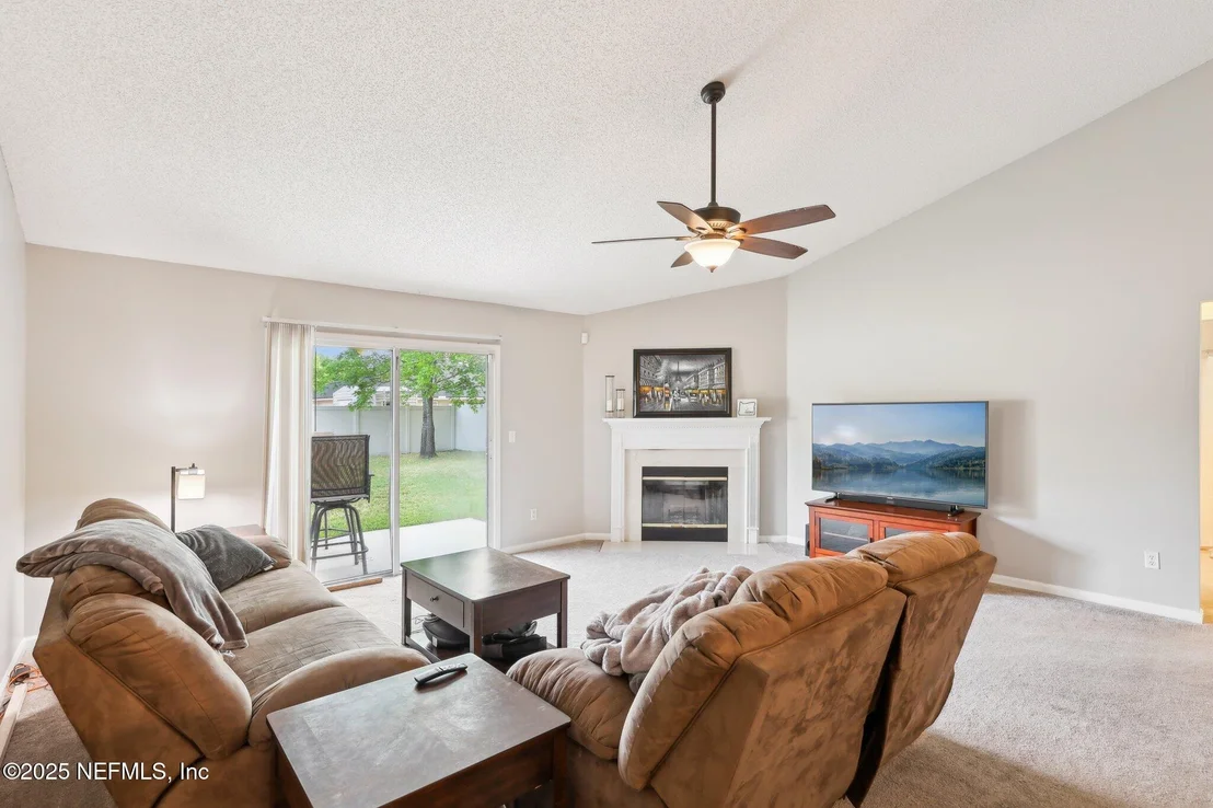 Photo of 9425 STAPLEHURST Drive