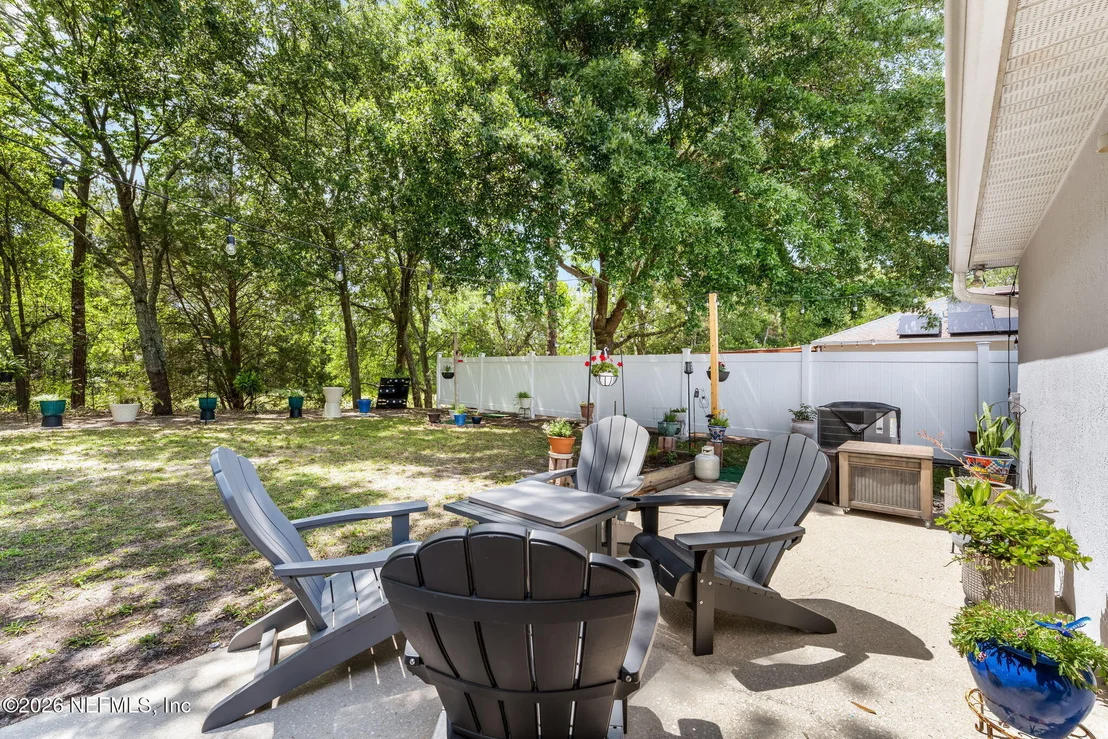 Photo of 2274 PEERLESS Lane W