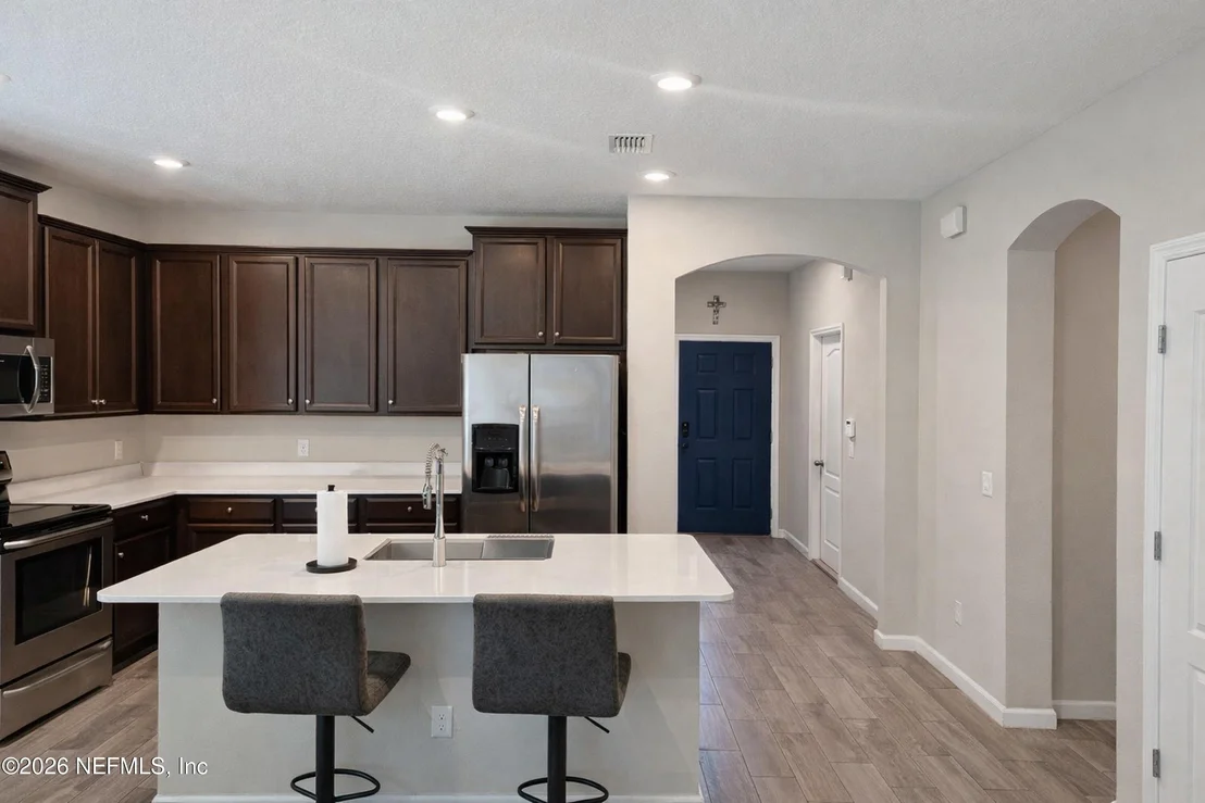 Photo of 1414 KENDALL Drive