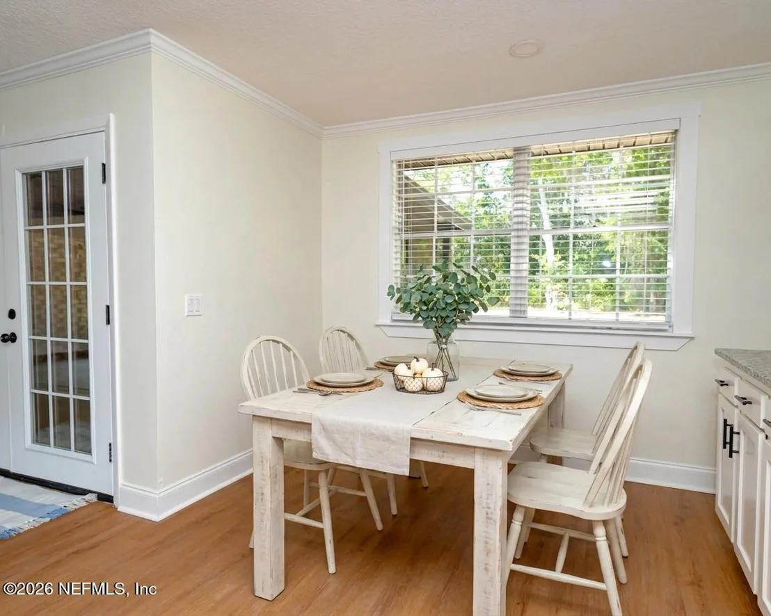 Photo of 6172 MILTONDALE Road