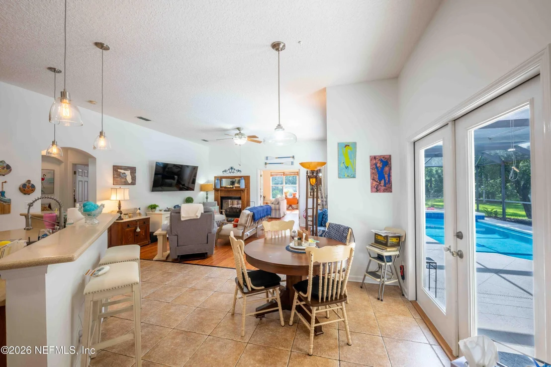Photo of 838 WESTMINSTER Drive
