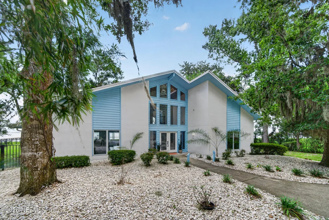 Photo of 13062 MANDARIN Road