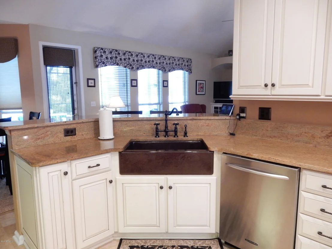 Photo of 156 IVY LAKES Drive