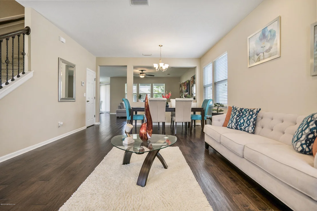Photo of 15898 HUTTON Lane