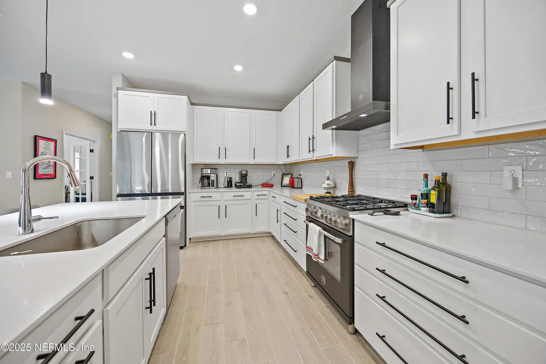 Photo of 75837 PONDSIDE Lane