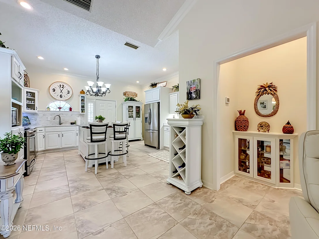 Photo of 129 RIVER Road
