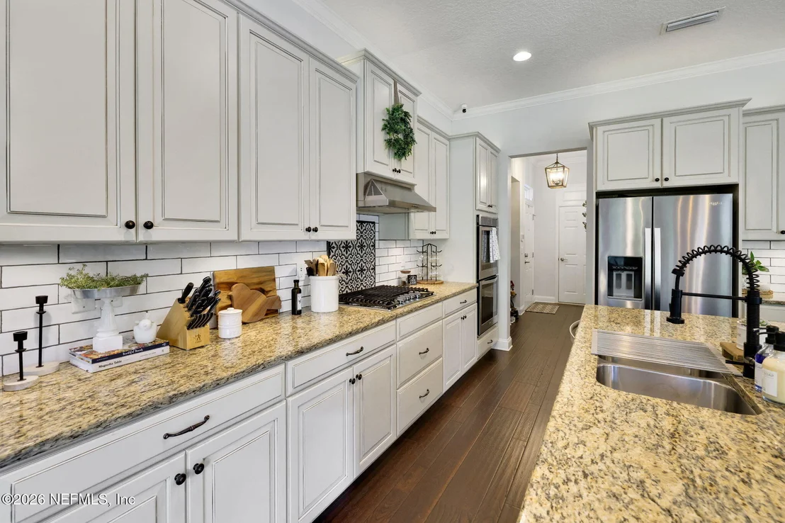 Photo of 550 BRAMBLY VINE Drive
