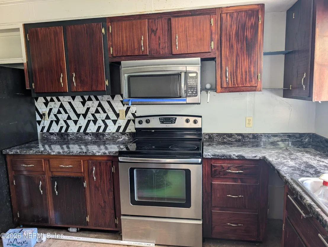 Photo of 244 5TH Way