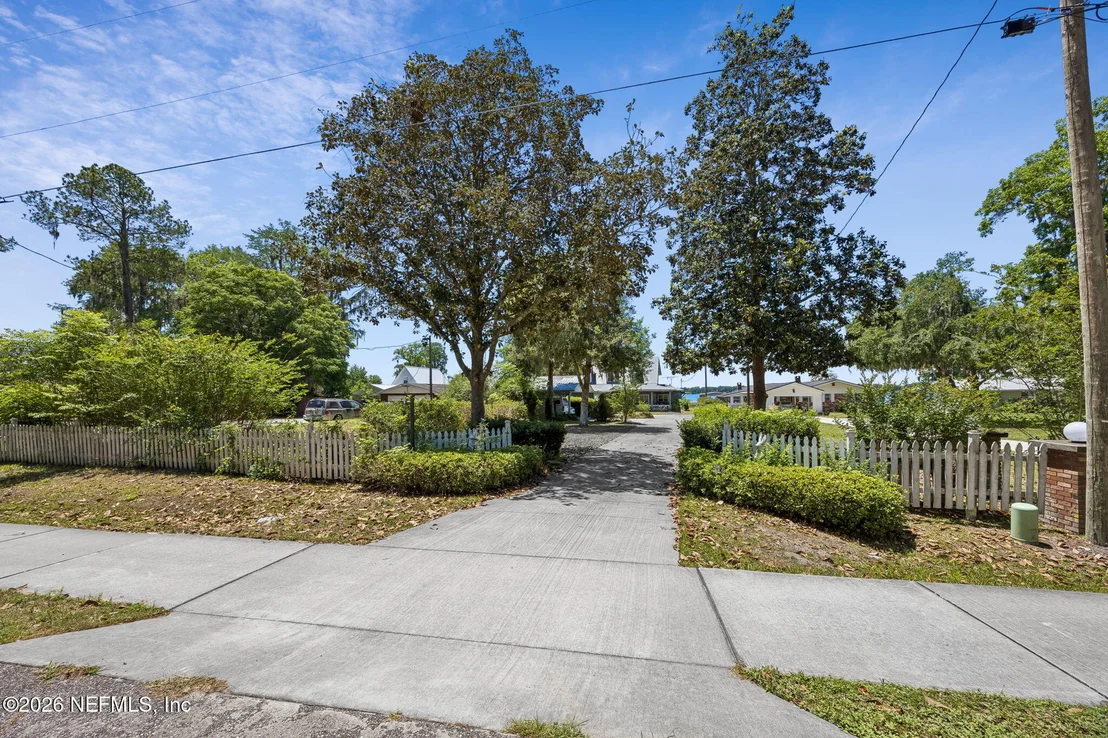 Photo of 7430 SW COUNTY ROAD 18