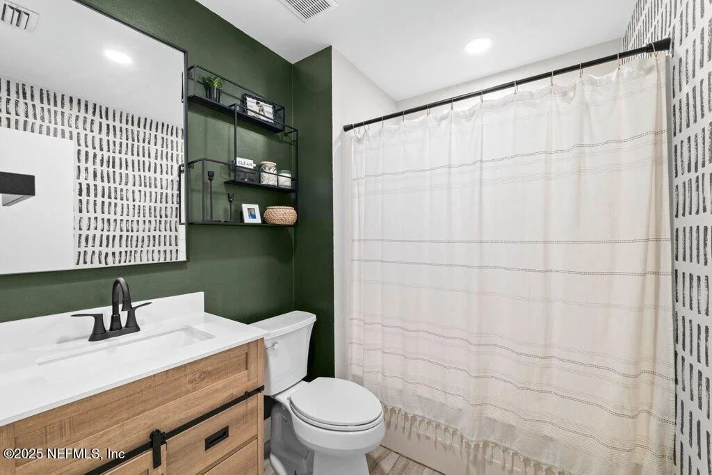 Photo of 2533 BLUFFTON Drive