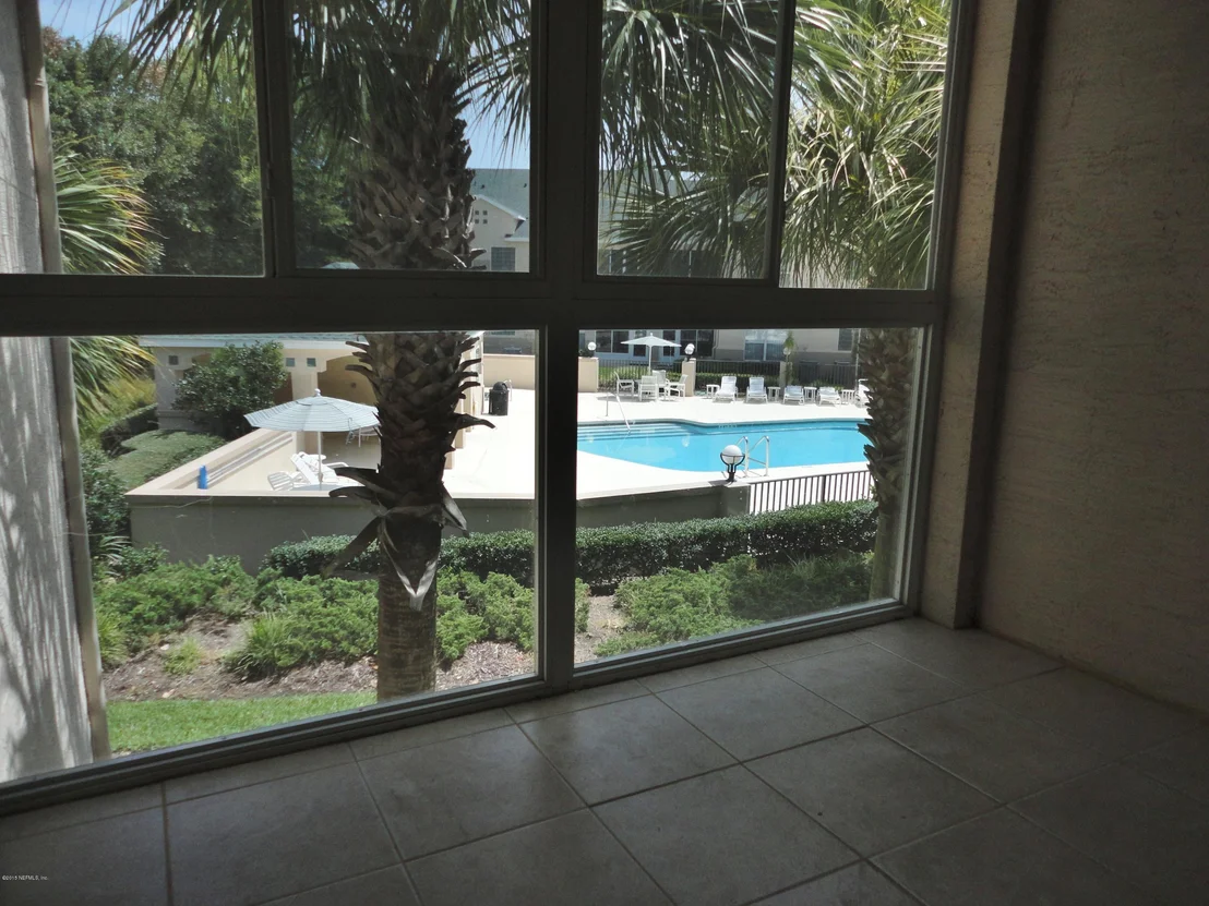 Photo of 203 AUGUSTA Circle