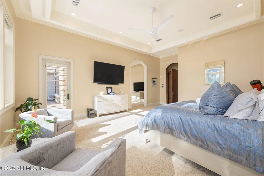 Photo of 24733 HARBOUR VIEW Drive