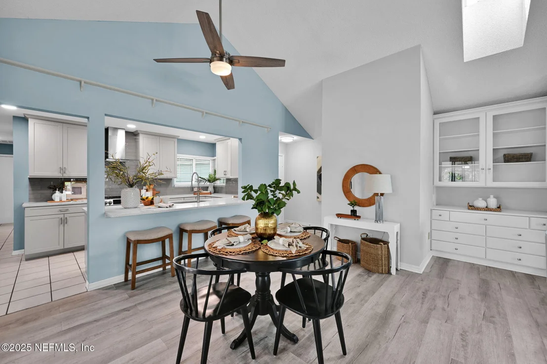 Photo of 107 HAMMOCK Circle