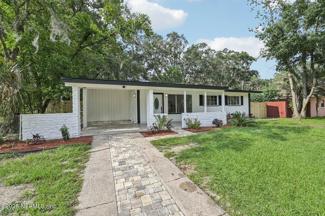 Photo of 5347 KEYSTONE Drive N