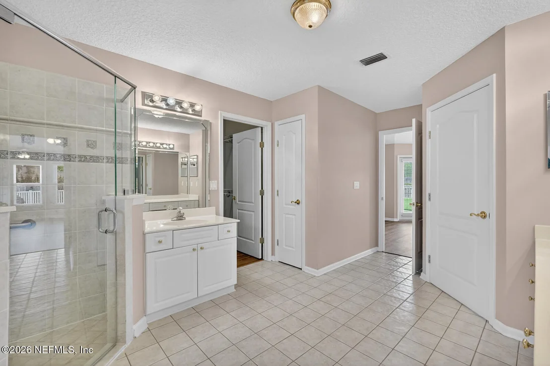 Photo of 1104 HIDEAWAY Drive N