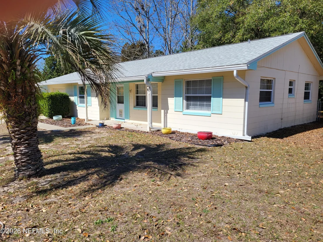 Photo of 382 CASUARINA Circle