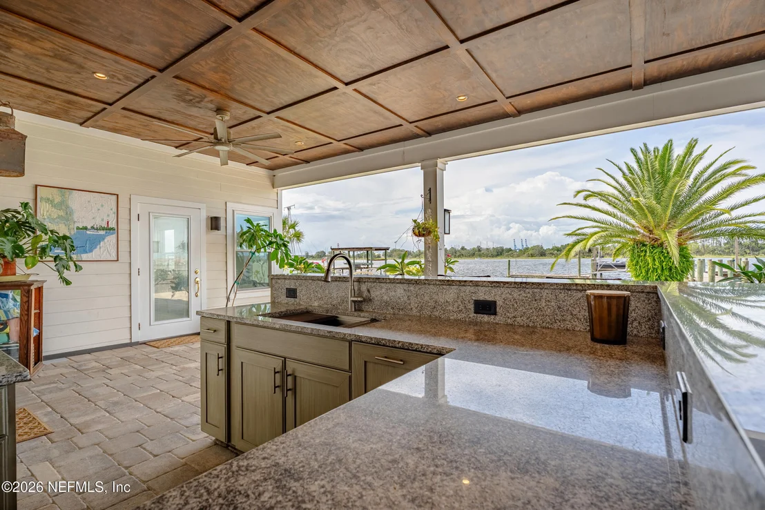 Photo of 5392 HECKSCHER Drive