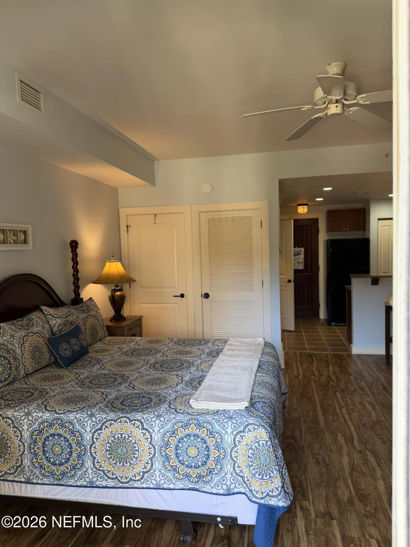 Photo of Unit 220 at 955 REGISTRY Boulevard