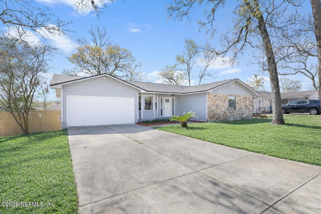 Photo of 11546 BROAD LEAF Drive