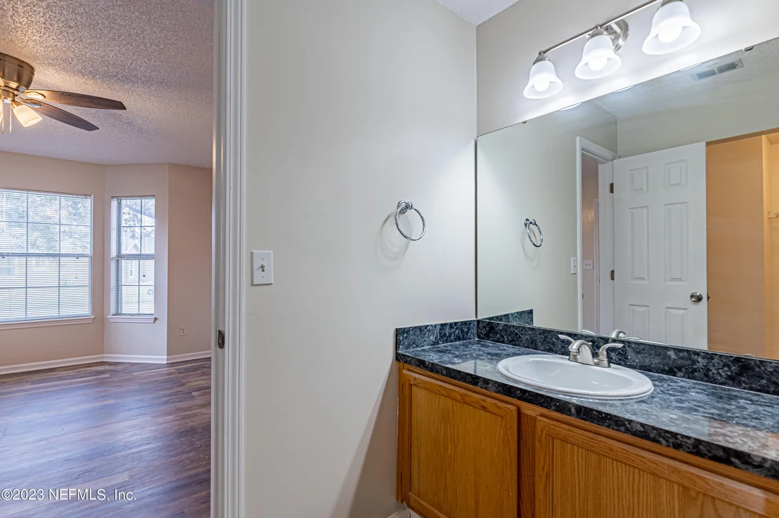 Photo of 3091 WAVERING Lane