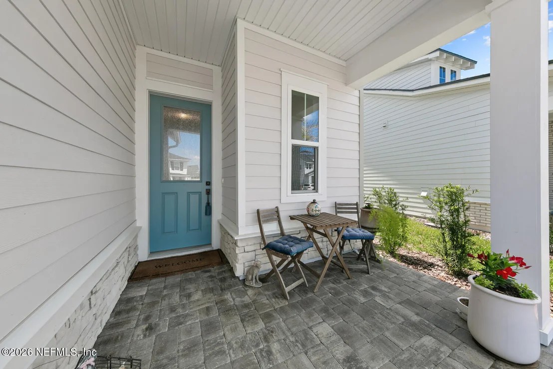Photo of 305 BLUE HAMPTON Drive