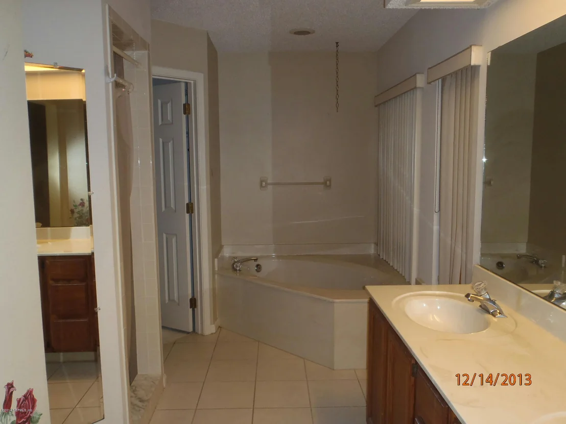 Photo of 377 Oldfield Drive