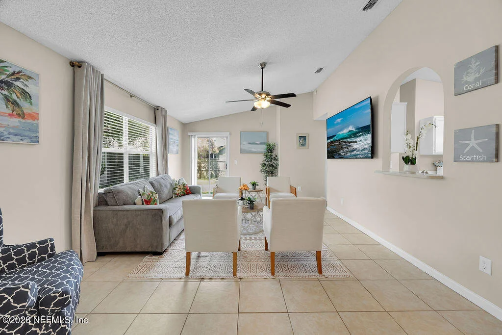 Photo of 905 GAVAGAN Road