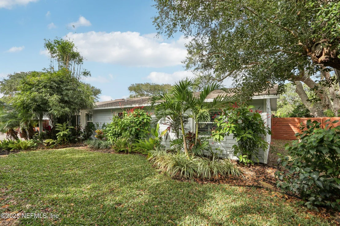 Photo of 409 SEVENTEENTH Street
