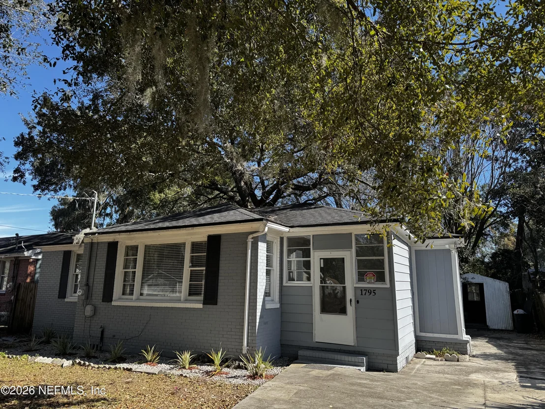 Photo of 1795 BARTRAM Circle W