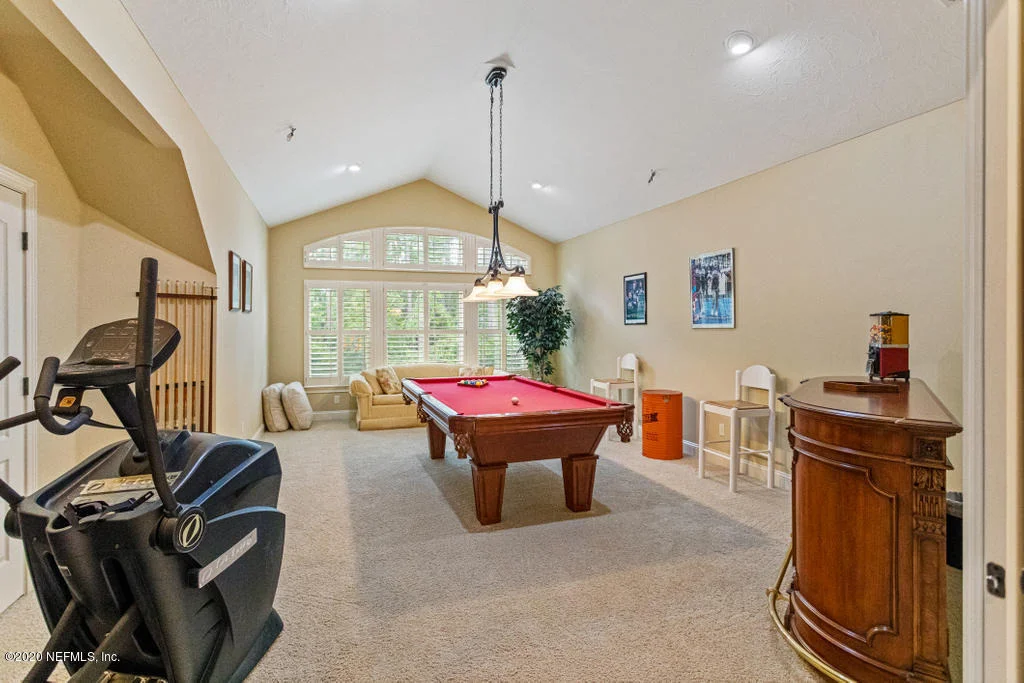 Photo of 413 SUMMERSET Drive