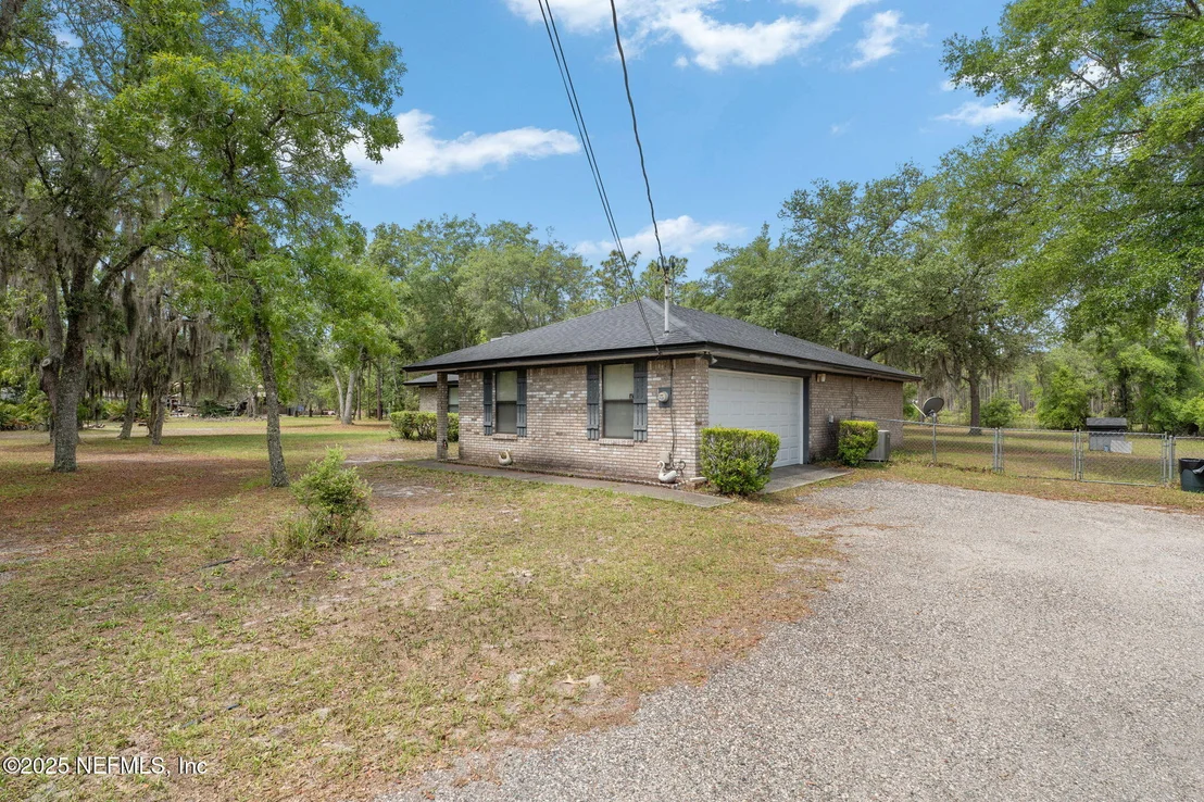 Photo of 2658 APACHE Court