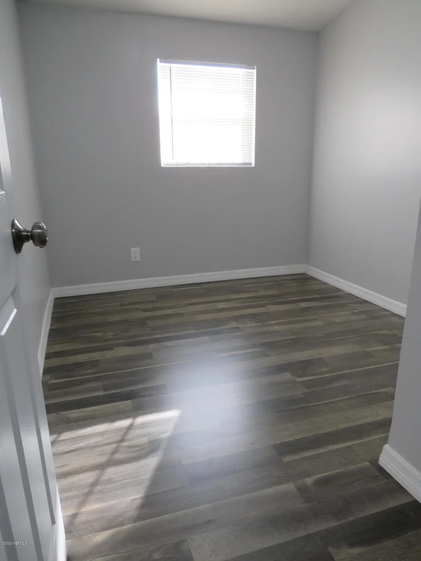 Photo of 1712 ST CLAIR Street