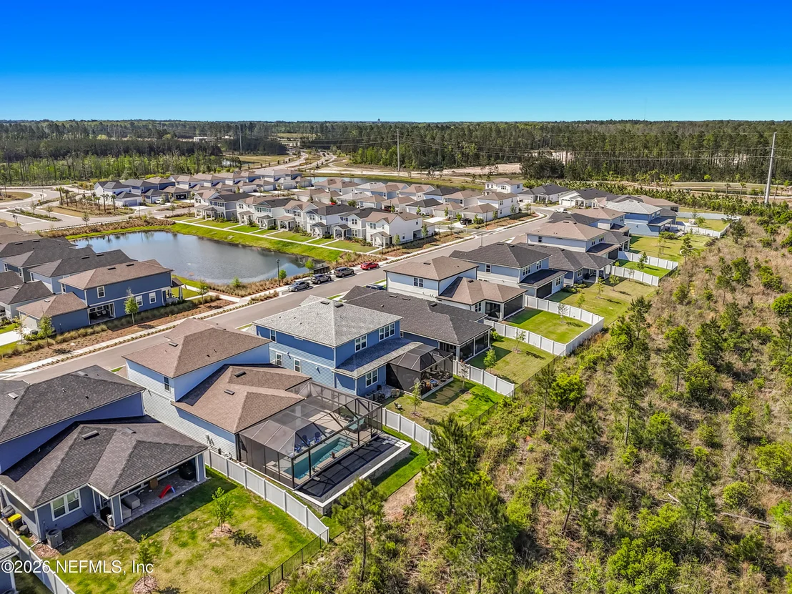 Photo of 426 HAWTHORN PARK Circle