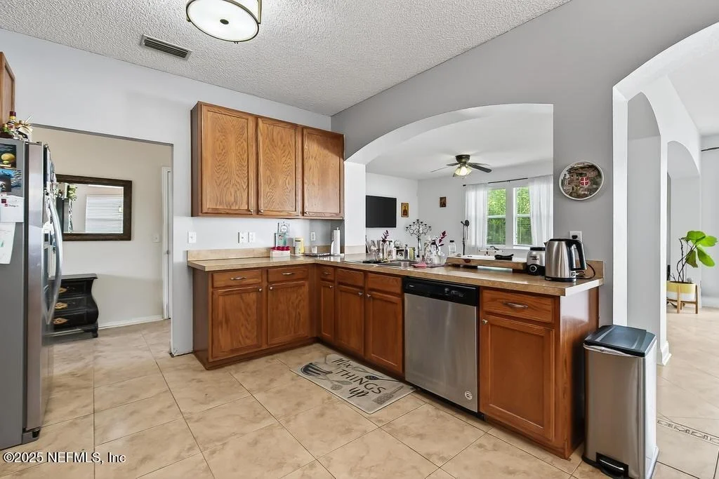 Photo of 12418 TROPIC Drive