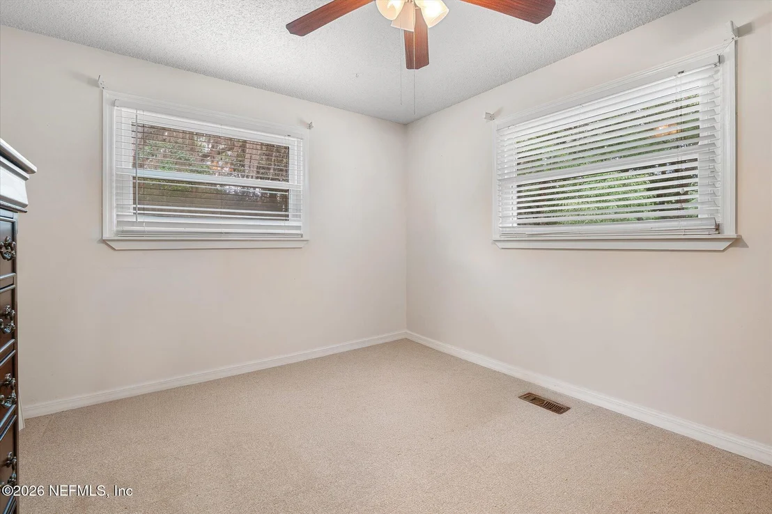 Photo of 500 WALNUT Street