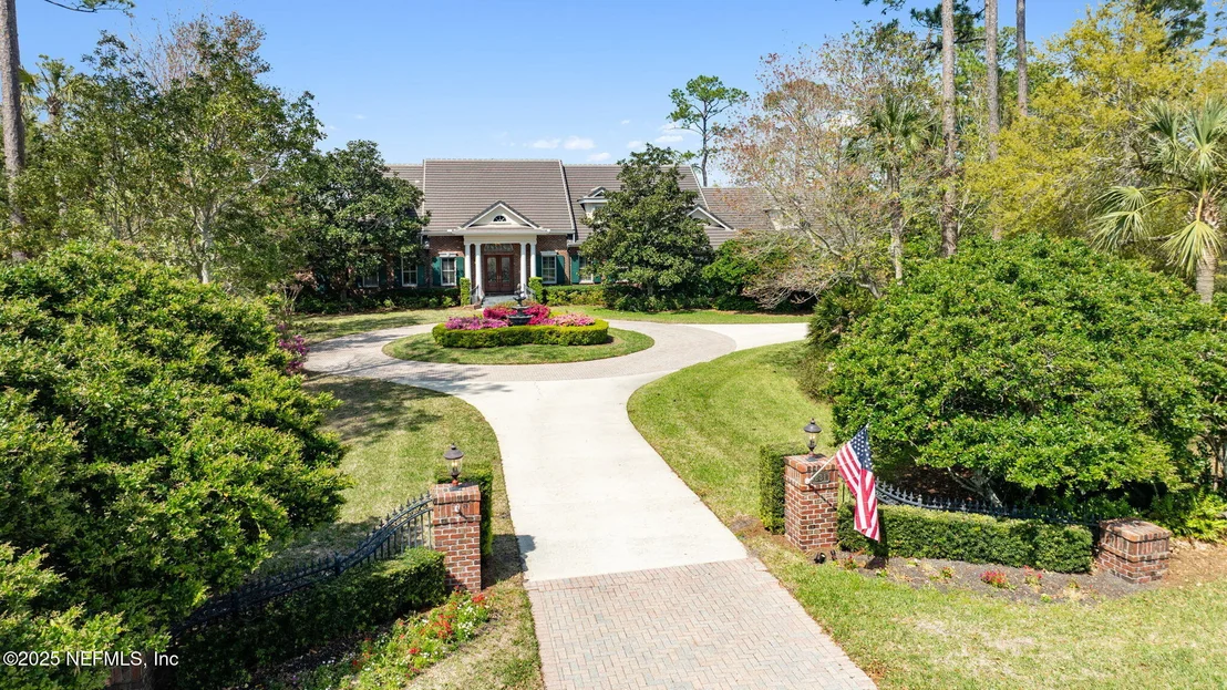Photo of 231 DEER HAVEN Drive